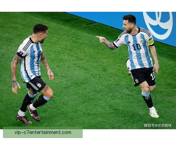 阿根廷在美洲杯揭幕战中以2-0战胜加拿大迎来开门红